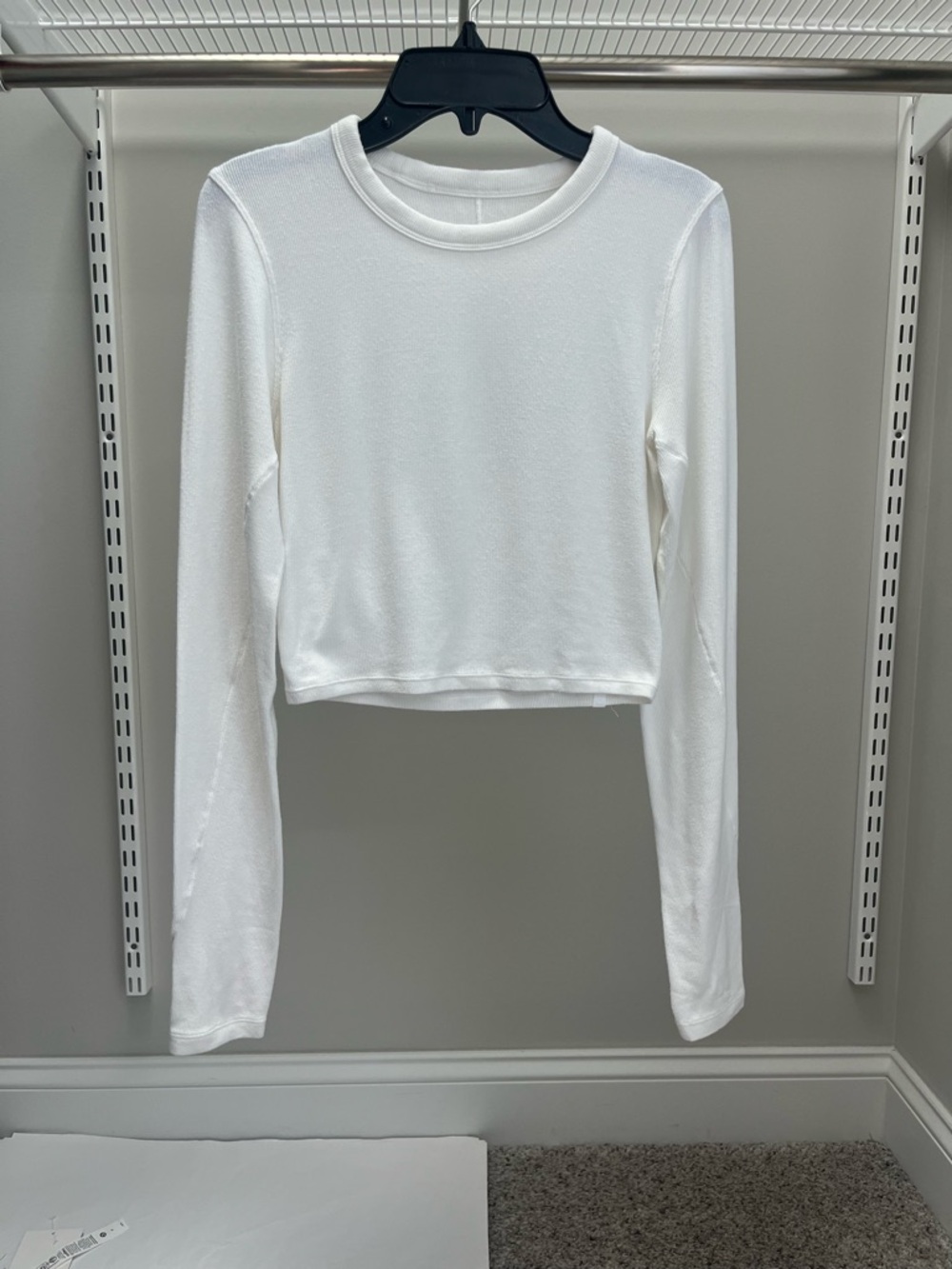 lululemon athletica White Long-Sleeve Cropped Crew Top